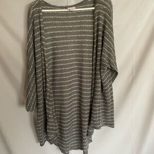 Lovely Gray & White Striped Sweater by Lula Row | Size M | Used